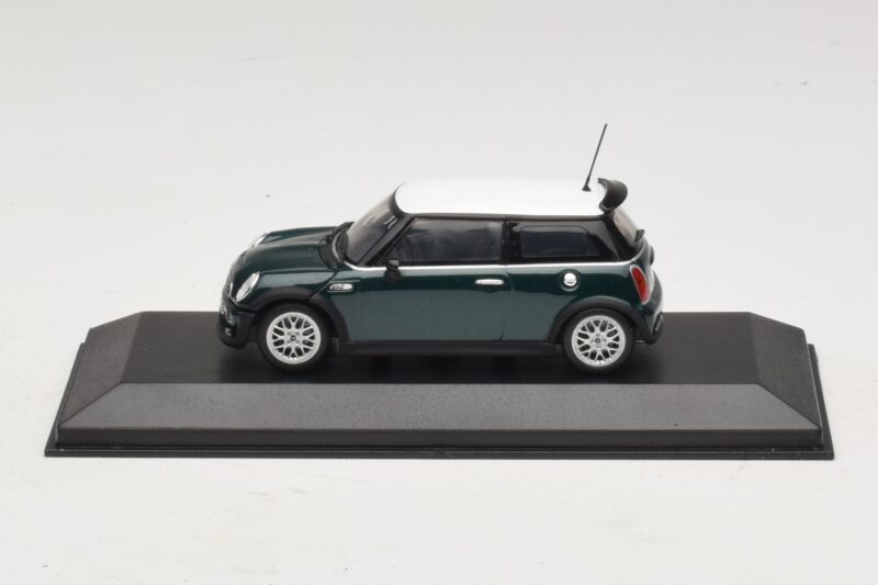 Mini Cooper One R50 Aero Green Mit Weißem Dach Minichamps 1:43 MINI011 Druckguss