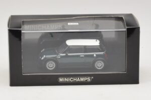 Mini Cooper One R50 Aero Green Mit Weißem Dach Minichamps 1:43 MINI011 Druckguss — Bild 5 von 5