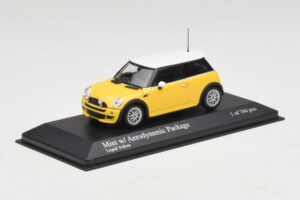 Mini Cooper One R50 mit Aero-Paket Gelb Minichamps 1:43 431138274 Diecast — Bild 2 von 4