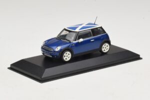 Mini Cooper S R53 Blau Mit Schottischer Flagge Minichamps 1:43 MINI016 Druckguss — Bild 2 von 5