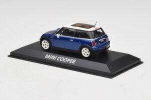 Mini Cooper S R53 Dunkelblau Mit Panoramadach Minichamps 1:43 MINI021 Diecast — Bild 3 von 4