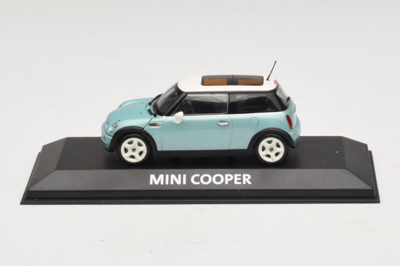 Mini Cooper S R53 Hellblau Metallic Mit Panoramadach Minichamps 1:43 MINI018 Druckguss