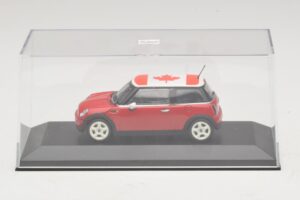 Mini Cooper S R53 Rot Mit Kanadischer Flagge Minichamps 1:43 MINI017 Diecast — Bild 4 von 5