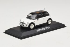 Mini Cooper S R53 Weiß Mit Schwarzem Dach Minichamps 1:43 MINI027 Druckguss — Bild 2 von 4
