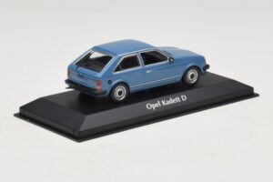 Opel Kadett D Blau Maxichamps 1:43 940044100 Druckguss — Bild 2 von 5