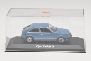 Opel Kadett D Blau Maxichamps 1:43 940044100 Druckguss — Bild 4 von 5