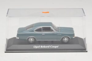 Opel Rekord C Coupé Blau Maxichamps 1:43 940046121 Druckguss — Bild 4 von 5