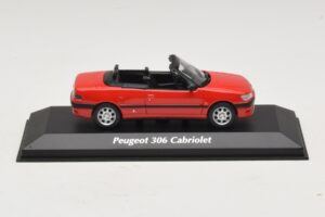 Peugeot 306 Cabriolet Rot Maxichamps 1:43 Peugeot 306 Cabriolet Rot Maxichamps 1:43 940112830 Diecast