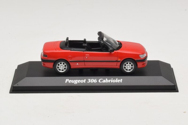 Peugeot 306 Cabriolet Rot Maxichamps 1:43 Peugeot 306 Cabriolet Rot Maxichamps 1:43 940112830 Diecast
