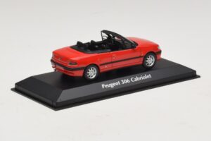 Peugeot 306 Cabriolet Rot Maxichamps 1:43 940112830 Diecast — Bild 2 von 5