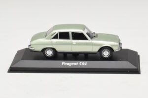 Peugeot 504 Hellgrün Metallic Maxichamps 1:43 Peugeot 504 Hellgrün Metallic Maxichamps 1:43 940112501 Druckguss