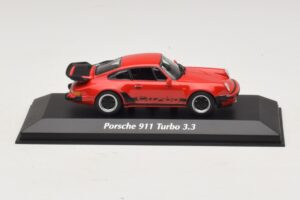 Porsche 911 930 Turbo 3.3 Rot Maxichamps 1:43 940069000 Druckguss