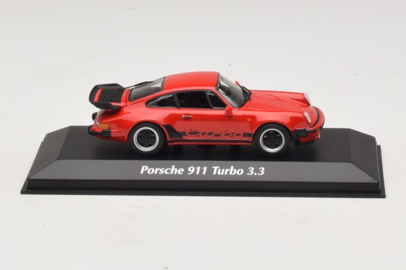 Porsche 911 930 Turbo 3.3 Rot Maxichamps 1:43 940069000 Druckguss