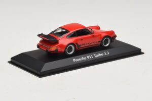 Porsche 911 930 Turbo 3.3 Rot Maxichamps 1:43 940069000 Druckguss — Bild 2 von 5