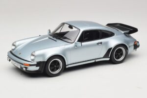 Porsche 911 930 Turbo 3.3 Silber KK-Scale 1:18 KKDC181444 Druckguss