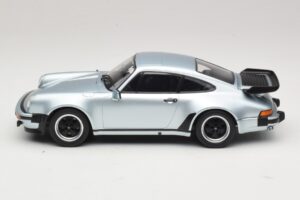 Porsche 911 930 Turbo 3.3 Silber KK-Scale 1:18 KKDC181444 Druckguss — Bild 3 von 6