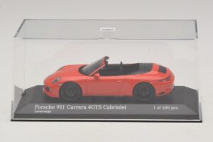 Porsche 911 991.1 Carrera 4 GTS Cabriolet Orange Minichamps 1:43 410067331 Druckguss — Bild 4 von 5