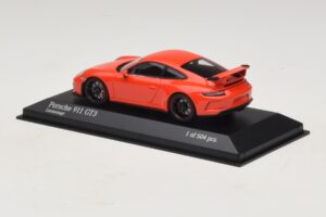 Porsche 911 991.1 GT3 Orange Minichamps 1:43 410066024 Druckguss — Bild 3 von 5