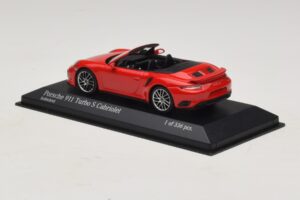 Porsche 911 991.1 Turbo S Cabriolet Rot Minichamps 1:43 410067180 Druckguss — Bild 3 von 5