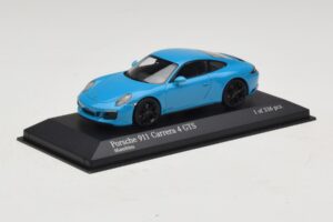 Porsche 911 991.2 Carrera 4 GTS Miami Blue Minichamps 1:43 410067322 Druckguss — Bild 2 von 5
