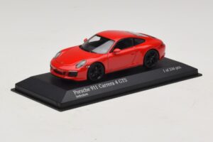 Porsche 911 991.2 Carrera 4 GTS Rot Minichamps 1:43 410067320 Druckguss — Bild 2 von 5