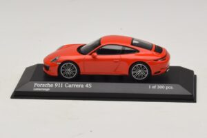 Porsche 911 991.2 Carrera 4S Orange Minichamps 1:43 410067241 Druckguss