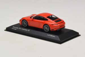 Porsche 911 991.2 Carrera 4S Orange Minichamps 1:43 410067241 Druckguss — Bild 3 von 5