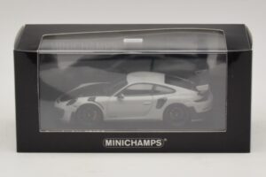 Porsche 911 991.2 GT2 RS Chalk Minichamps 1:43 410067237 Druckguss — Bild 5 von 5