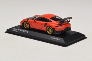 Porsche 911 991.2 GT2 RS Orange Minichamps 1:43 410067229 Druckguss — Bild 3 von 5