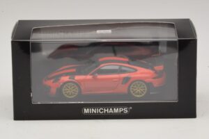 Porsche 911 991.2 GT2 RS Weissach Package Orange Minichamps 1:43 410067224 Druckguss — Bild 5 von 5