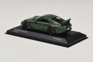 Porsche 911 991.2 GT3 Grün Minichamps 1:43 410066028 Druckguss — Bild 3 von 5