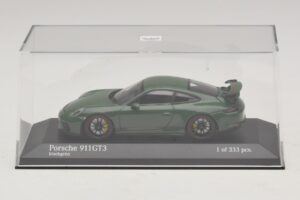 Porsche 911 991.2 GT3 Grün Minichamps 1:43 410066028 Druckguss — Bild 4 von 5