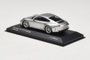 Porsche 911 991.2 GT3 Touring Silber Minichamps 1:43 410067422 Druckguss — Bild 3 von 5