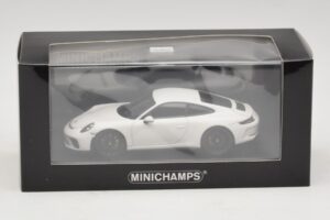 Porsche 911 991.2 GT3 Touring Weiß Minichamps 1:43 410067420 Druckguss — Bild 5 von 5