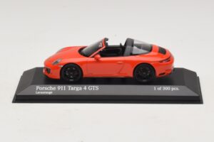 Porsche 911 991 Targa 4 GTS Orange Minichamps 1:43 410067341 Druckguss