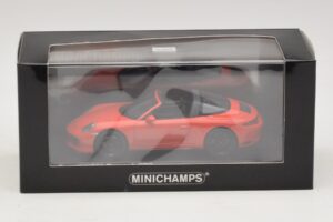 Porsche 911 991 Targa 4 GTS Orange Minichamps 1:43 410067341 Druckguss — Bild 5 von 5
