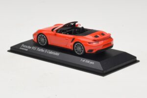 Porsche 911 991 Turbo S Cabriolet Orange Minichamps 1:43 410067181 Druckguss — Bild 3 von 5