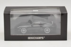 Porsche 911 992 Carrera 4S Schwarz Metallic Minichamps 1:43 410069320 Druckguss — Bild 5 von 5