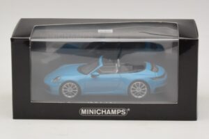Porsche 911 992 Carrera 4S Cabriolet Blau Minichamps 1:43 410069332 Druckguss — Bild 5 von 5