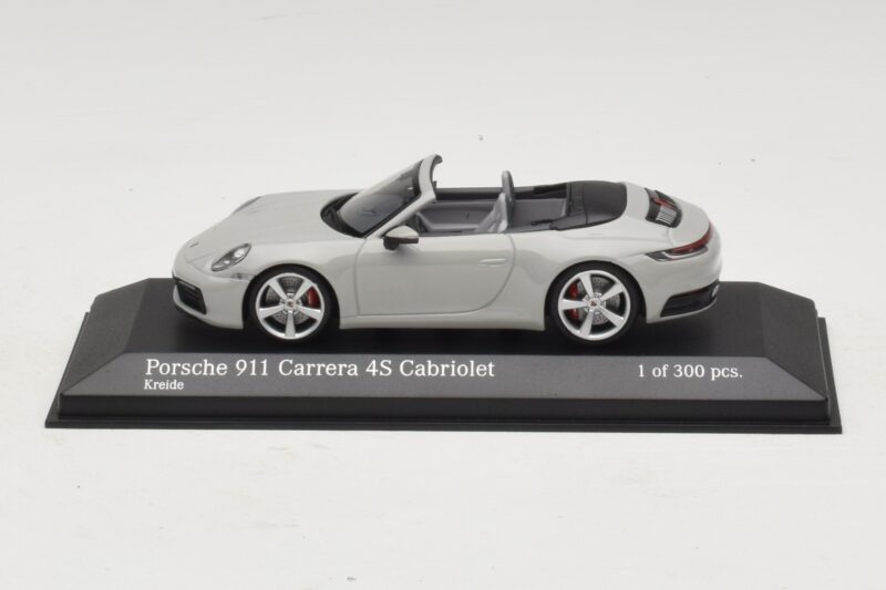 Porsche 911 992 Carrera 4S Cabriolet Grau Minichamps 1:43 410069331 Druckguss