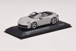 Porsche 911 992 Carrera 4S Cabriolet Grau Minichamps 1:43 410069331 Druckguss — Bild 2 von 5