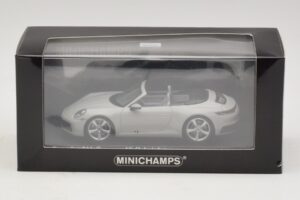 Porsche 911 992 Carrera 4S Cabriolet Grau Minichamps 1:43 410069331 Druckguss — Bild 5 von 5