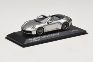Porsche 911 992 Carrera 4S Cabriolet Silber Minichamps 1:43 410069330 Druckguss — Bild 2 von 5