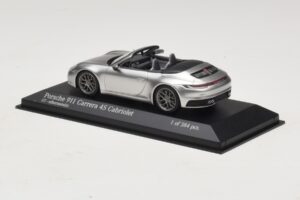 Porsche 911 992 Carrera 4S Cabriolet Silber Minichamps 1:43 410069330 Druckguss — Bild 3 von 5