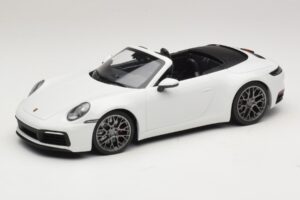 Porsche 911 992 Carrera 4S Cabriolet Weiß Minichamps 1:18 155067330 Druckguss