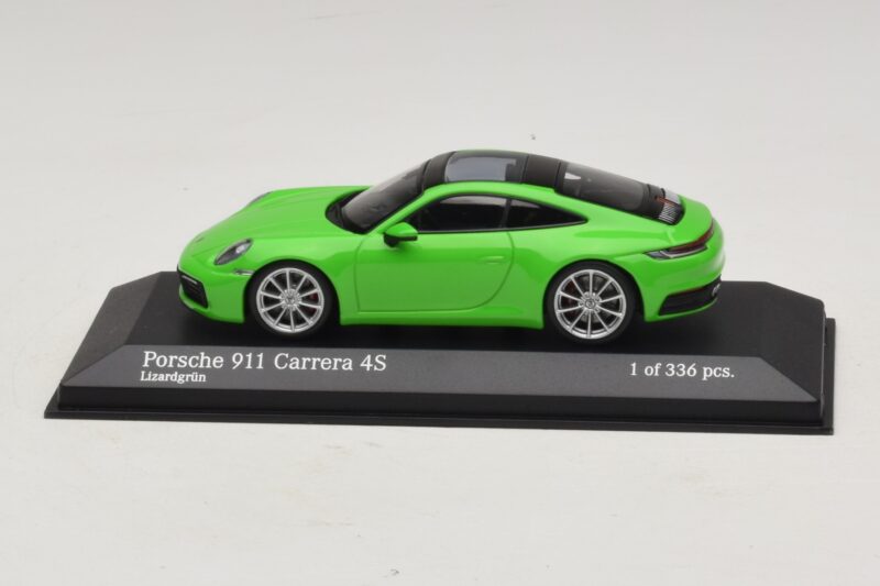 Porsche 911 992 Carrera 4S Grün Minichamps 1:43 410069322 Druckguss
