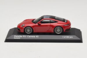 Porsche 911 992 Carrera 4S Rot Minichamps 1:43 410069321 Druckguss