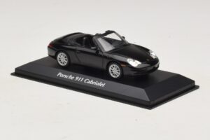 Porsche 911 996 Cabriolet Schwarz Metallic Maxichamps 1:43 940061030 Druckguss — Bild 3 von 5