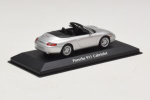 Porsche 911 996 Cabriolet Silber Maxichamps 1:43 940061031 Druckguss — Bild 2 von 5