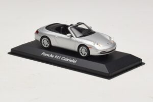 Porsche 911 996 Cabriolet Silber Maxichamps 1:43 940061031 Druckguss — Bild 3 von 5